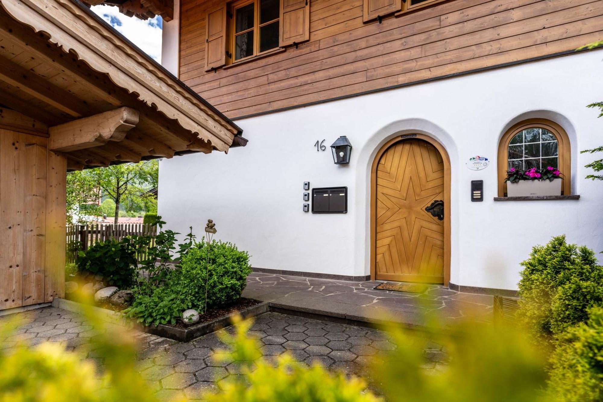 Ferienwohnungen Lara Wohnung 3 Wallgau Buitenkant foto
